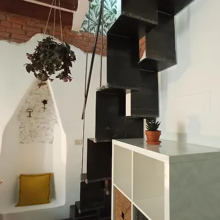 In Voga 2 Guinizelli Cir 015146-cni-03667 * Milan