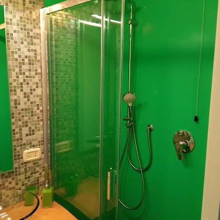 Apartamento In Voga 2 Guinizelli Cir 015146-cni-03667 Milán